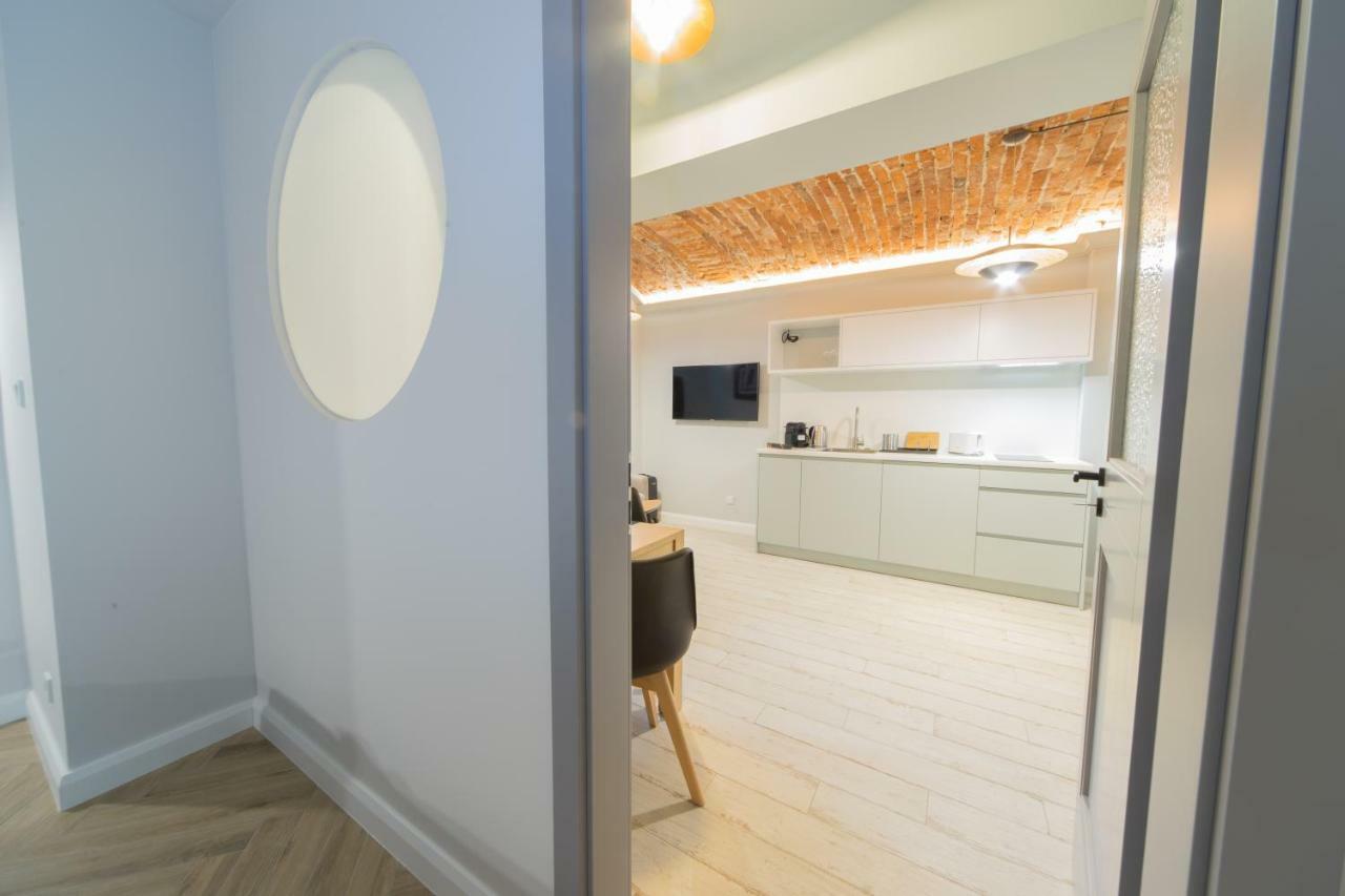 M5 Main Square Stylish One Bedroom Krakow Exterior photo