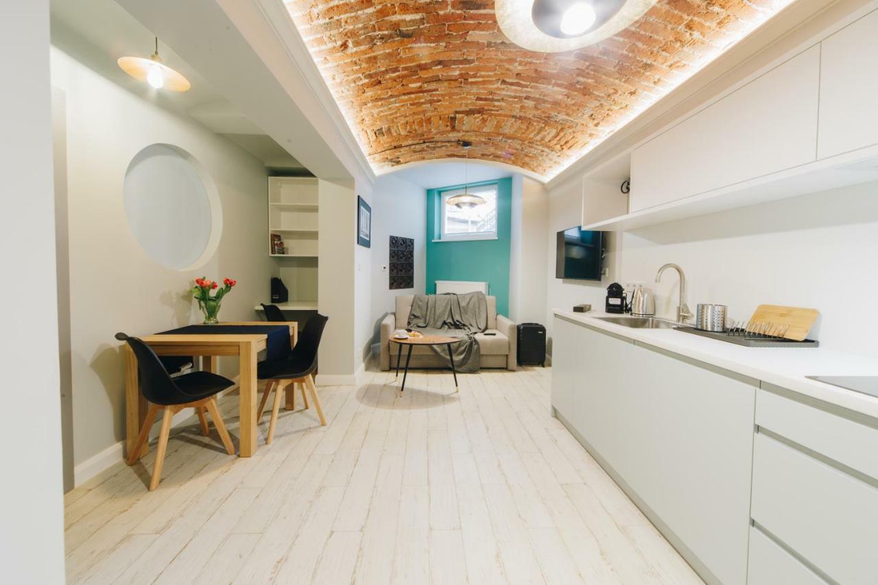M5 Main Square Stylish One Bedroom Krakow Exterior photo